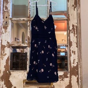 Abercrombie & Fitch navy floral dress